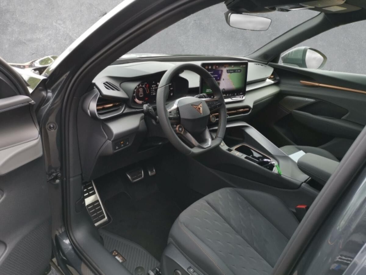 Cupra Terramar 1.5 eTSI 110 kW DSG PANO AHK Sennheiser ACC