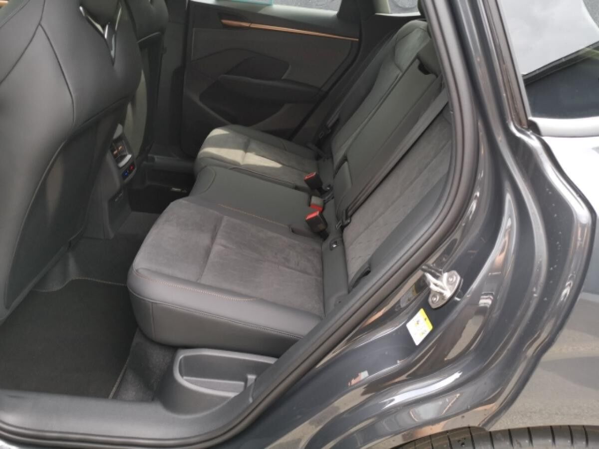 Cupra Terramar 1.5 eTSI 110 kW DSG PANO AHK Sennheiser ACC