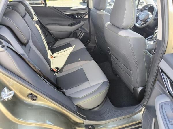 Subaru OUTBACK 2.5i Edition Exclusive Cross