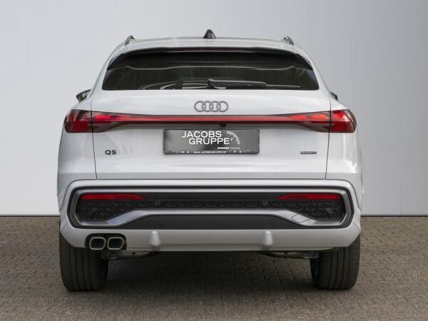 Audi Q5 S-line, Tech pro, MMI experience pro, Luftfahrwerk