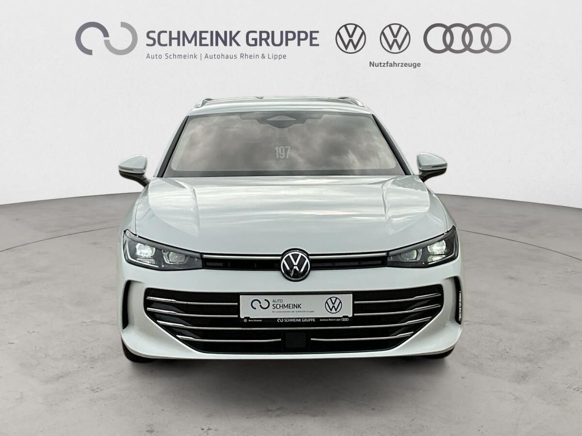 Volkswagen Passat Variant Elegance 2.0 TDI DSG Volkswagen Passat Variant Elegance 2.0 TDI DSG