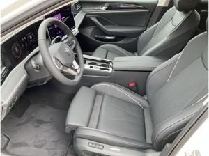 Volkswagen Passat Var. Elegance 2.0 TDI DSG