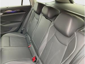 Volkswagen Passat Var. Elegance 2.0 TDI DSG