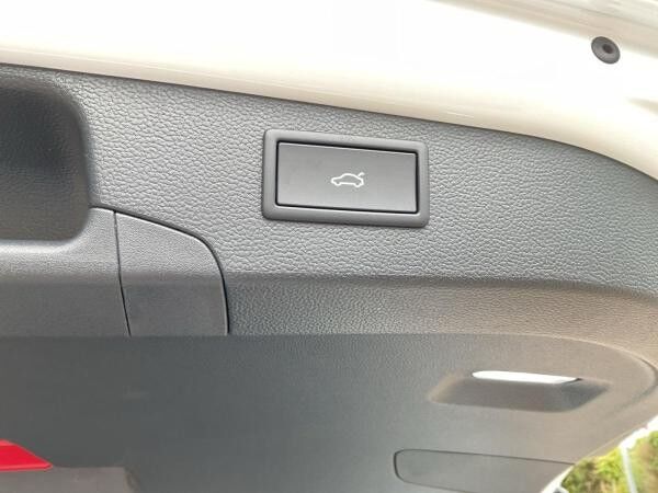 Volkswagen Passat Variant Elegance 2.0 TDI DSG
