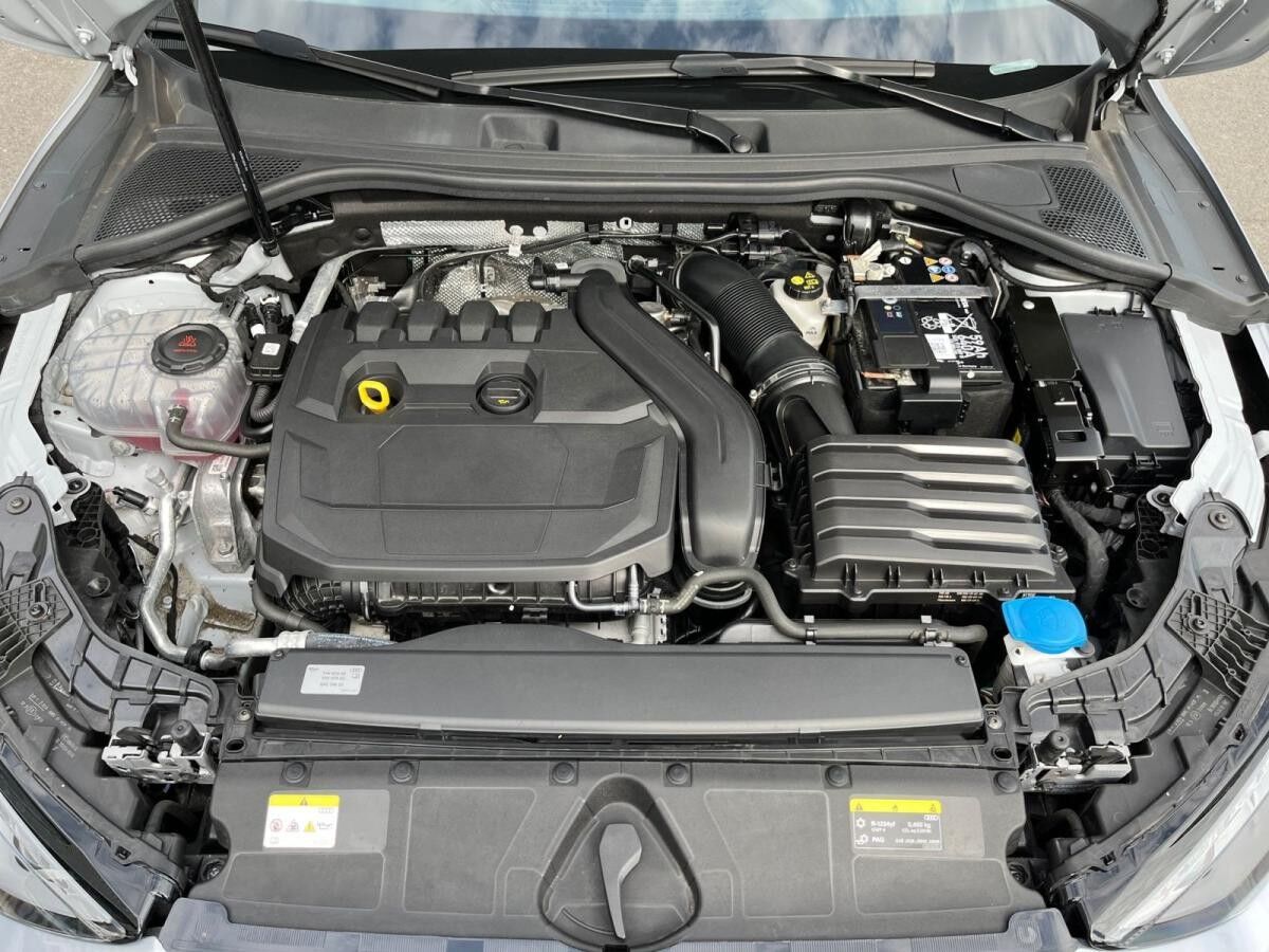 Audi A3 Sportback advanced 35 TFSI / MMI-Radio+, SHZ