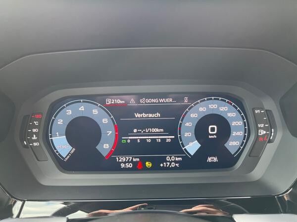 Audi A3 Sportback advanced 35 TFSI / MMI-Radio+, SHZ