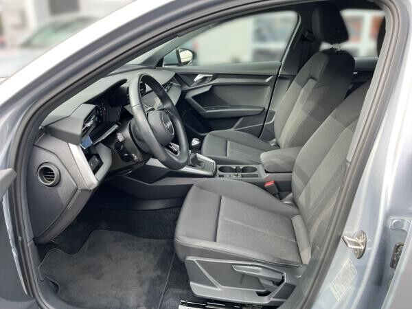 Audi A3 Sportback advanced 35 TFSI / MMI-Radio+, SHZ