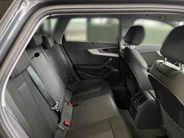 Audi A4 Avant 35 TDI advanced Navi LED Privacy Tour Parken