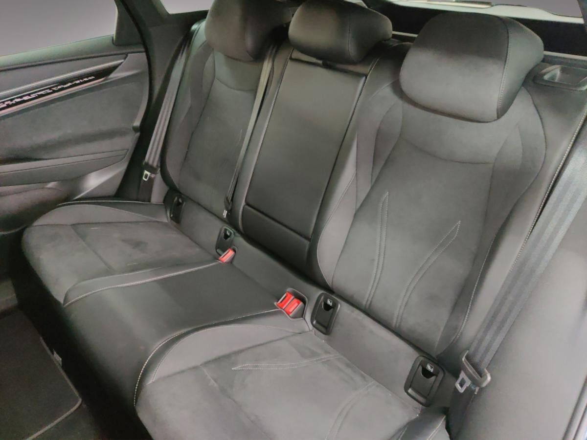 Volkswagen ID.7 Tourer Pro S h/AHK/Matrix/WäPu/01.30Garantie