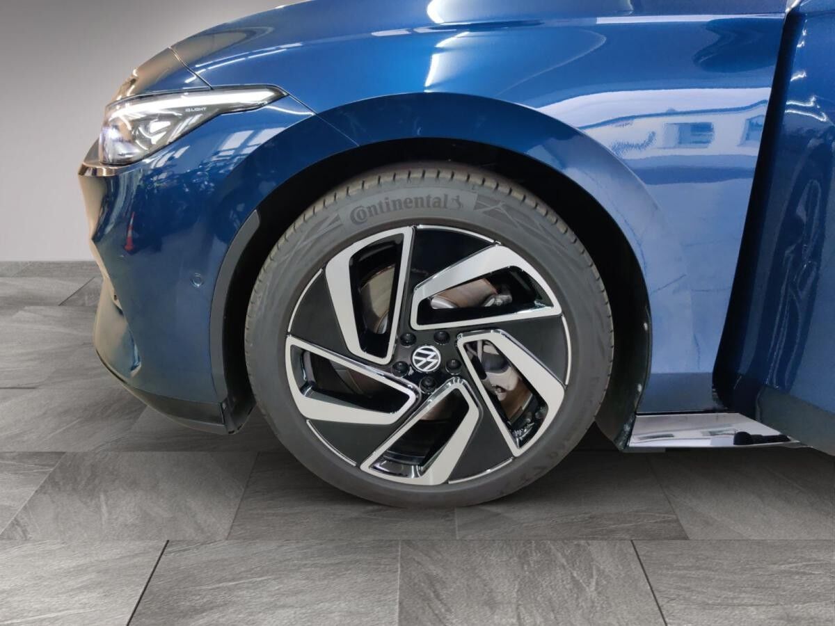 Volkswagen ID.7 Tourer Pro S h/AHK/Matrix/WäPu/01.30Garantie