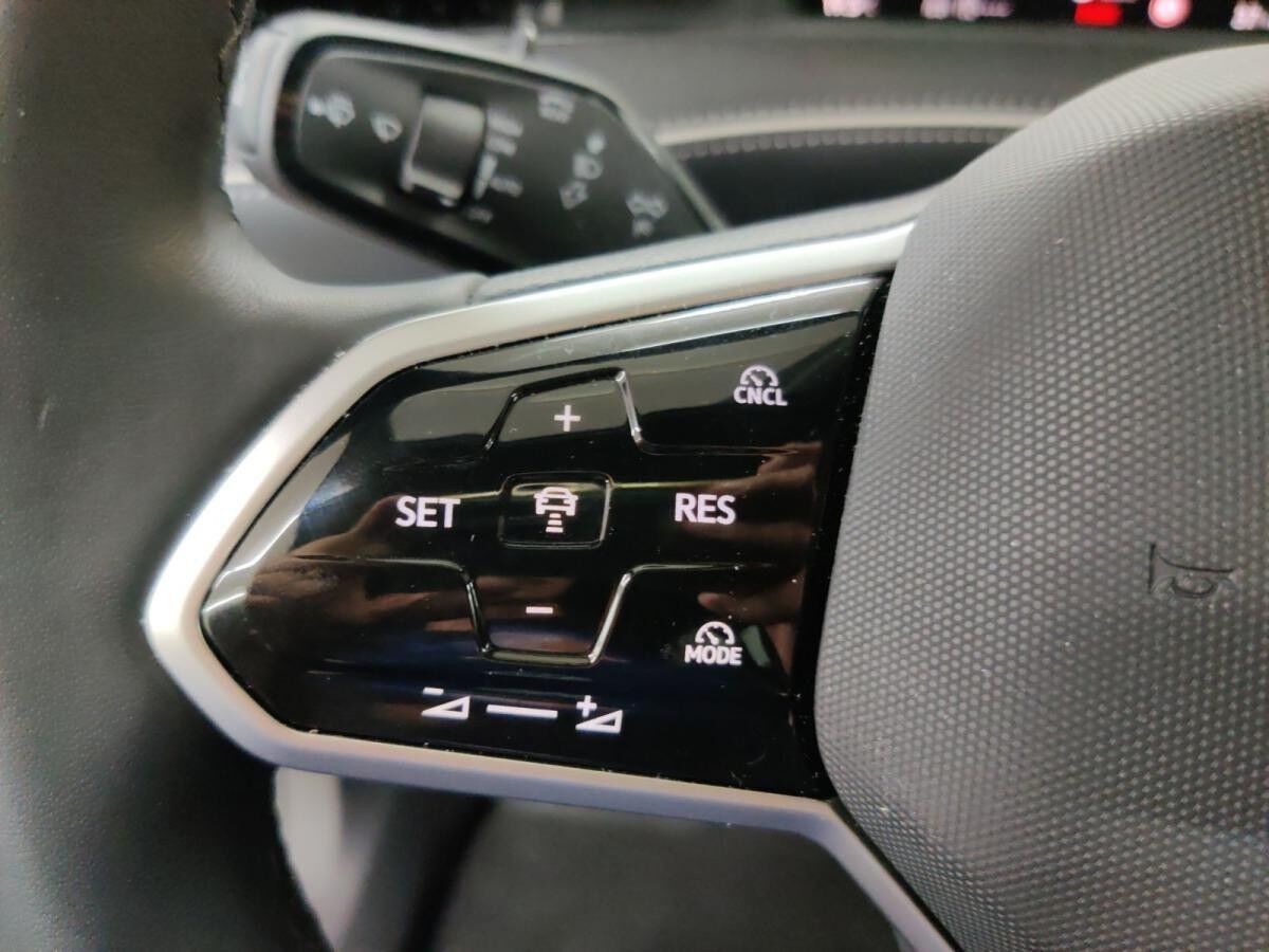 Volkswagen ID.7 Tourer Pro S h/AHK/Matrix/WäPu/01.30Garantie