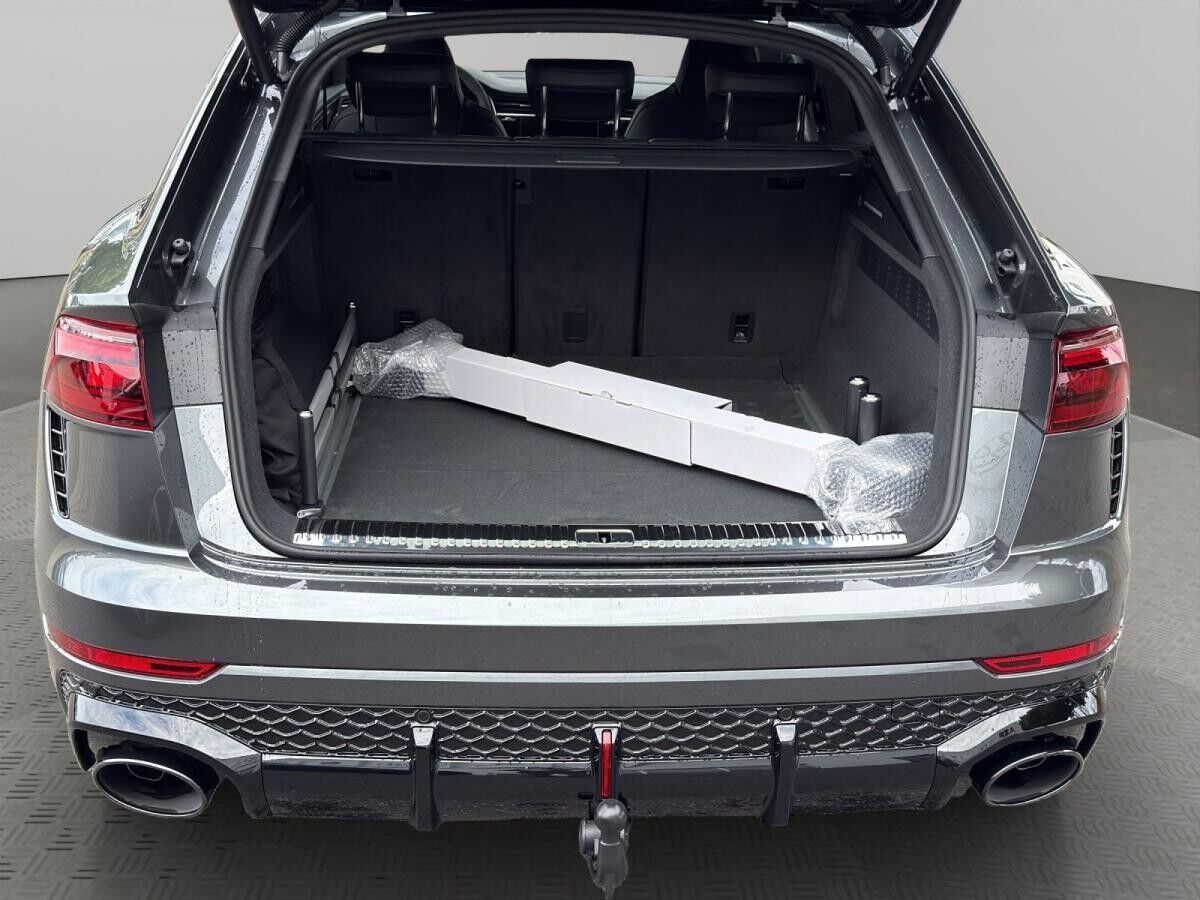 Audi RS Q8 SUV performance tiptronic+AHK+KERAMIK+MASSAGE Audi RS Q8 SUV performance tiptronic+AHK+KERAMIK+MASSAGE