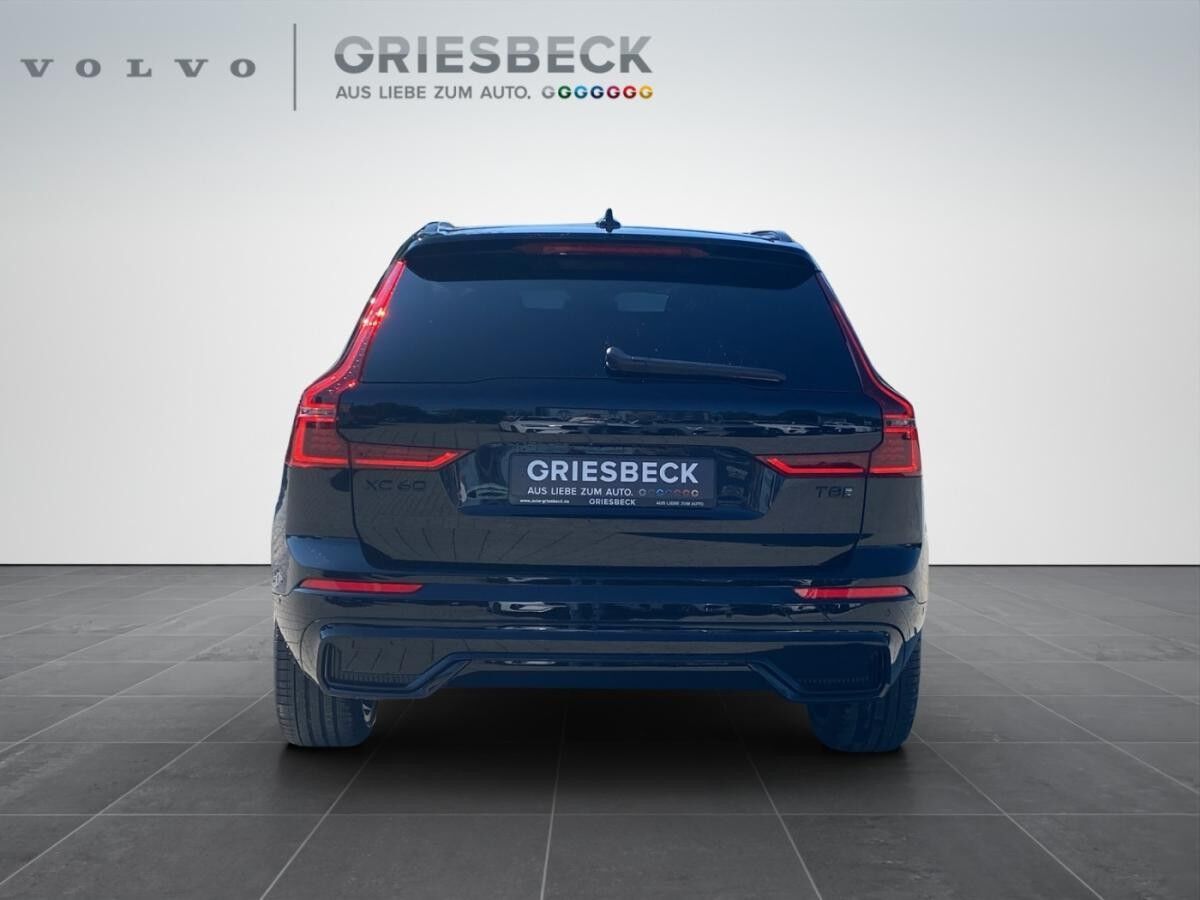 Volvo XC60 T8 Ultra Black Edition AHK Volvo XC60 T8 Ultra Black Edition AHK