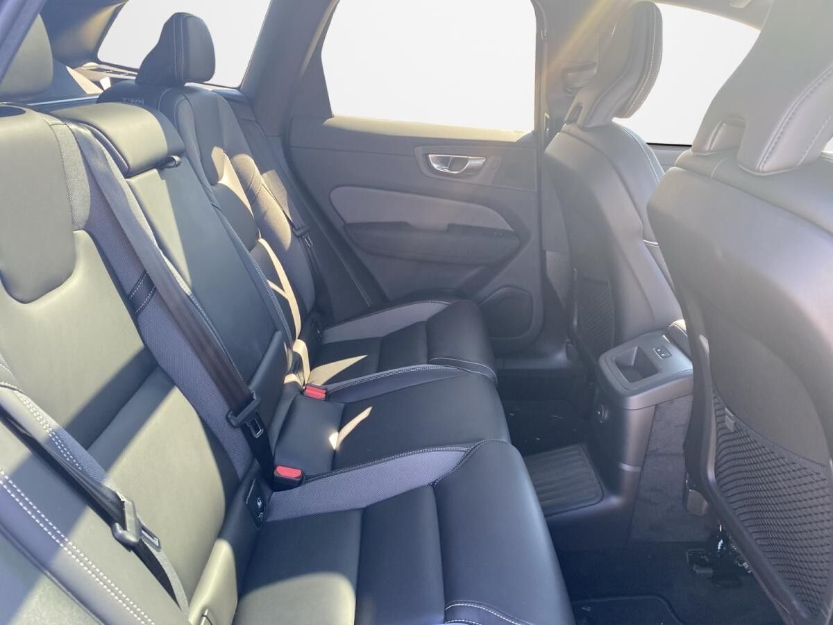 Volvo XC60 T8 Ultra Black Edition Volvo XC60 T8 Ultra Black Edition