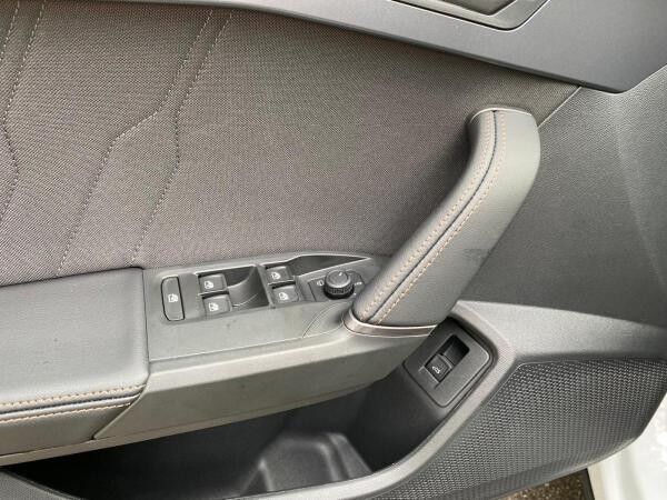 Cupra Formentor 1.5 eTSI DSG Kamera ACC LED el.Heckkl.