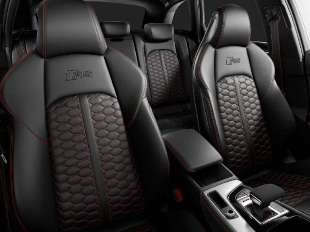 Audi RS4 Avant *WINTERRÄDER 20" SCHWARZ*280KM/H*PANO*360°*B&O