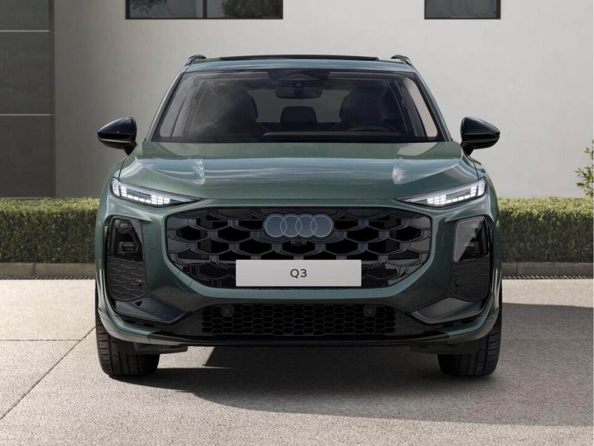 Audi Q3 SUV TFSI 110 kW S tr. *AHK/KLIMA/MATRIX/PANO/TECH/20"*