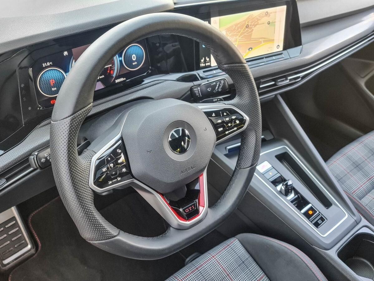 Volkswagen Golf GTI DSG 2.0 TSI DSG AHK Pano Head-Up Matrix Kamera