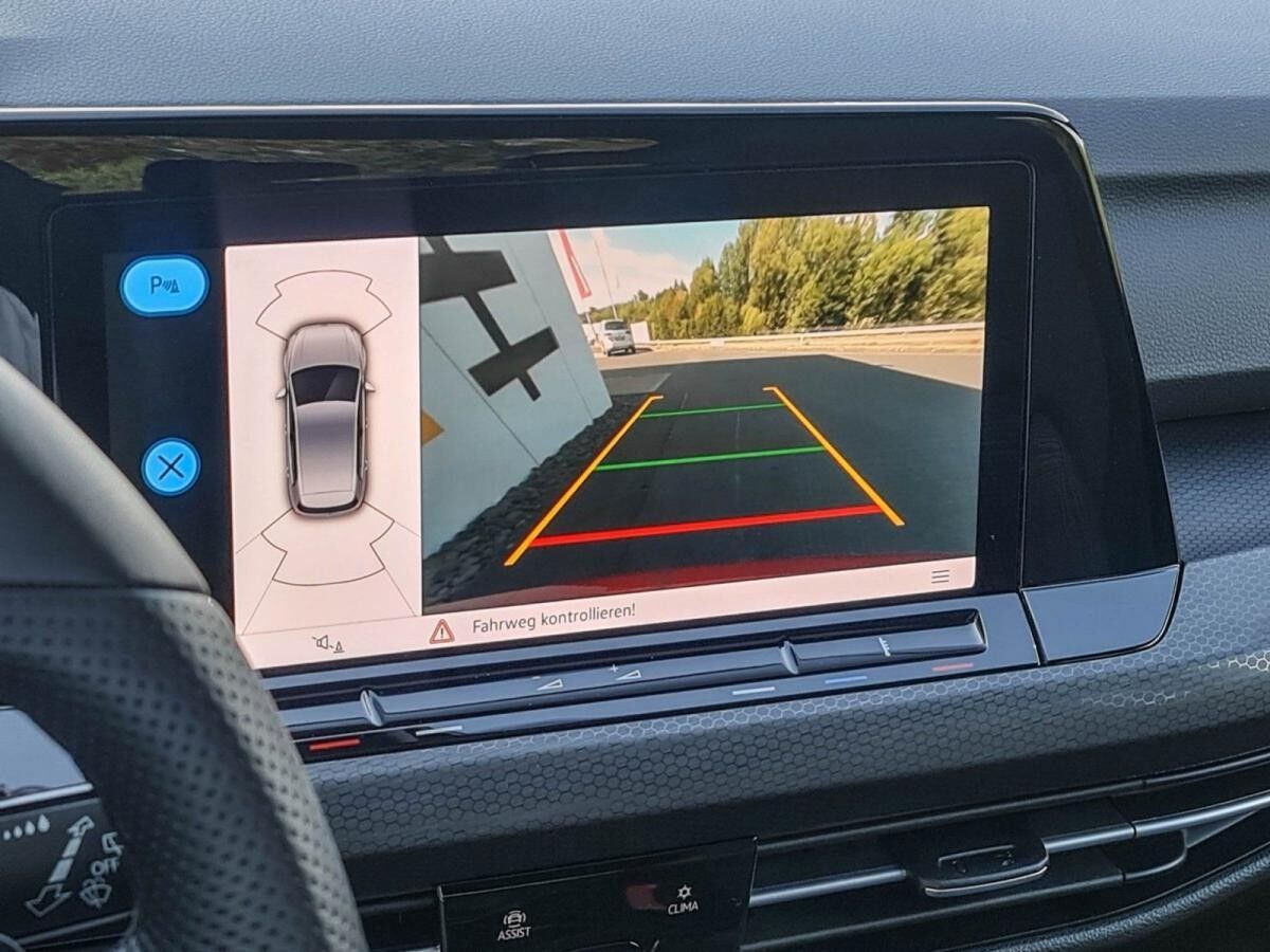 Volkswagen Golf GTI DSG 2.0 TSI DSG AHK Pano Head-Up Matrix Kamera