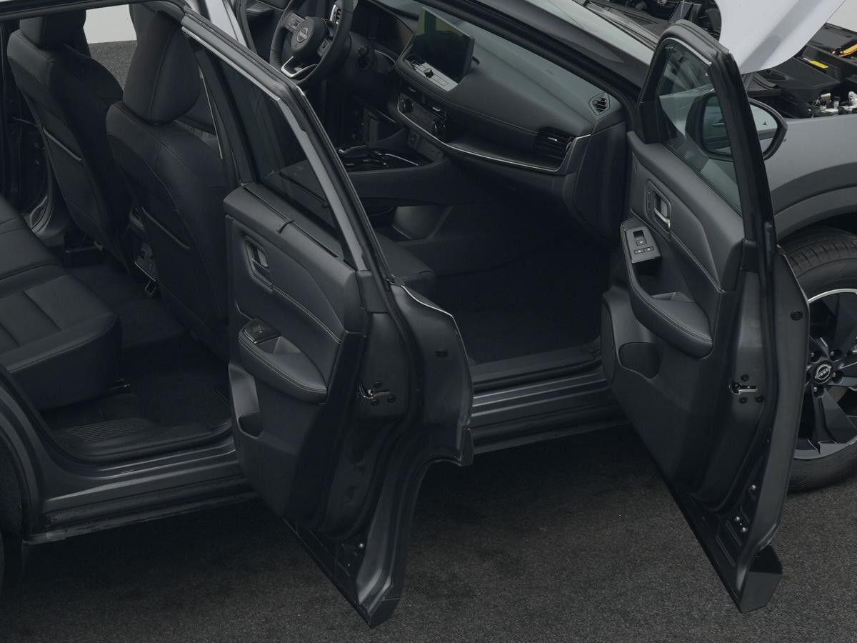 Nissan X-Trail e-POWER 204PS 4x2 N-Connecta 5 Sitze HeadUp-Display