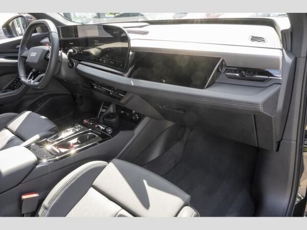 Audi SQ6 e-tron All Black/HuD/Pano/AHK/360°/B+O/21Zoll