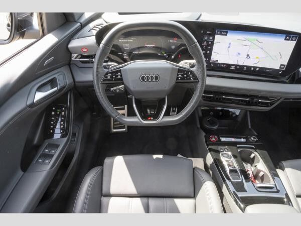 Audi SQ6 e-tron All Black/HuD/Pano/AHK/360°/B+O/21Zoll