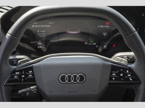 Audi SQ6 e-tron All Black/HuD/Pano/AHK/360°/B+O/21Zoll