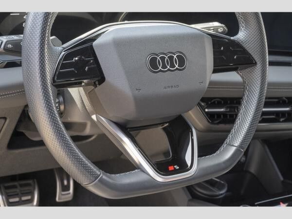 Audi SQ6 e-tron All Black/HuD/Pano/AHK/360°/B+O/21Zoll