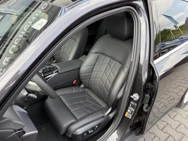 BMW i5 eDrive40 Pano Adapt.LED Stop&Go HarmanKardon