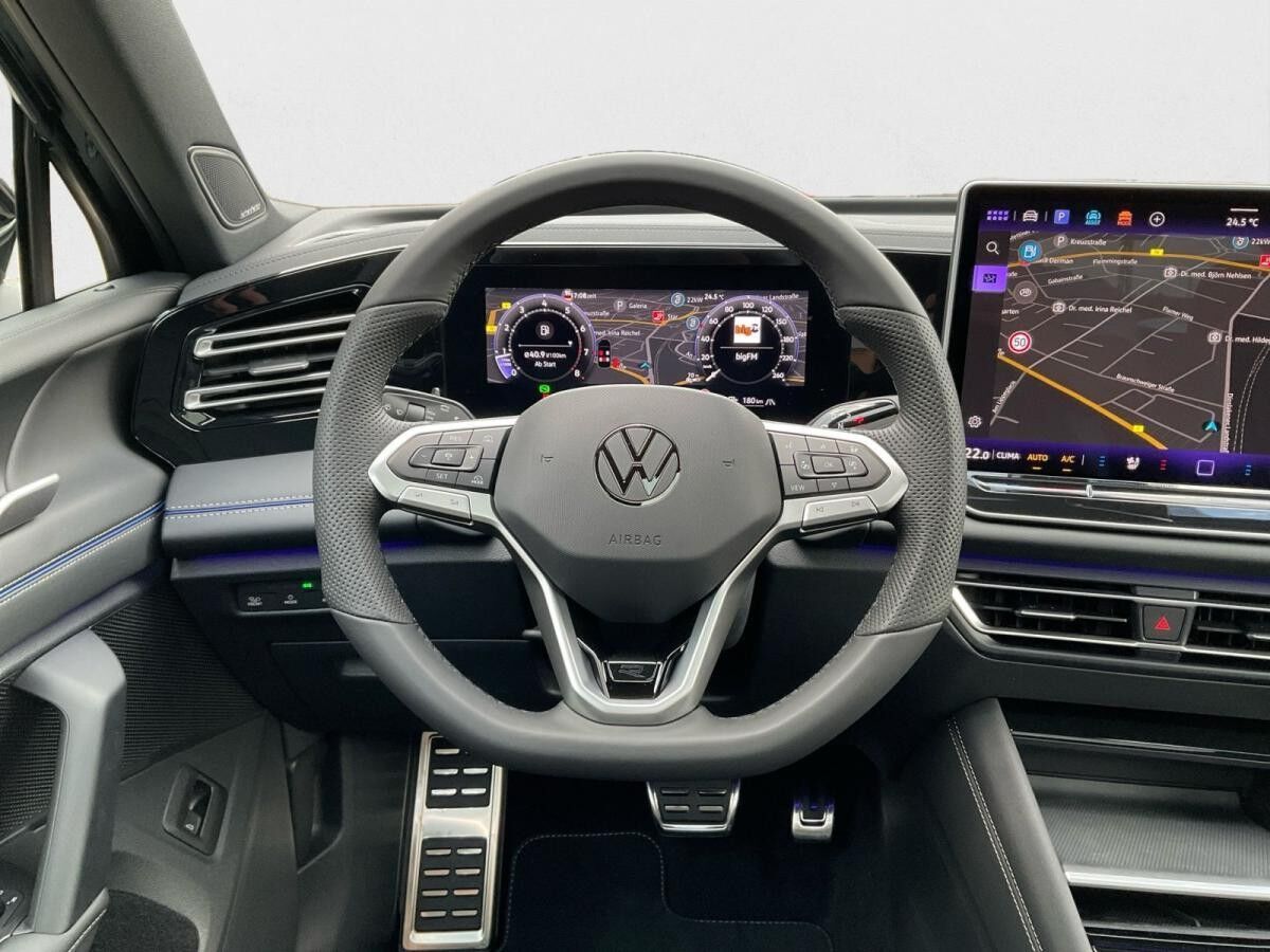 Volkswagen Tiguan R-Line 2.0 TSI 4MOTION DSG AHK Pano