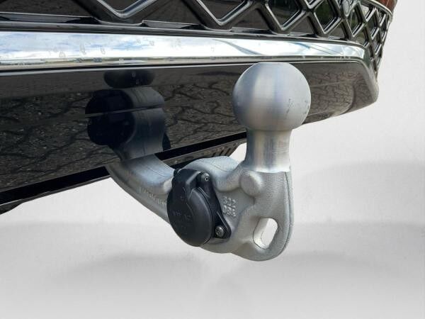 Volkswagen Tiguan R-Line 2,0 l TSI 4MOTION DSG AHK Pano