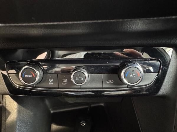 Opel Corsa F 1.2 Turbo Elegance LED+Navi+SHZ+Winterp.