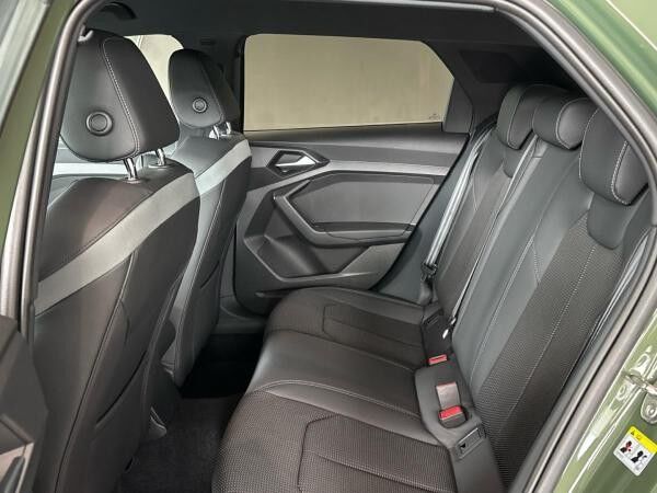 Audi A1 Sportback S line 40 TFSI S plus Paket Navi