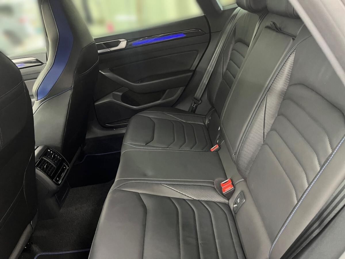 Volkswagen Arteon 2.0 TSI DSG R 4Motion Navi AHK Sprachbedienung Ausparkassistent DAB+