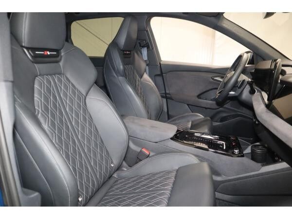 Audi SQ6 e-tron edition one blue B&O*Panorama*Matrix-LED