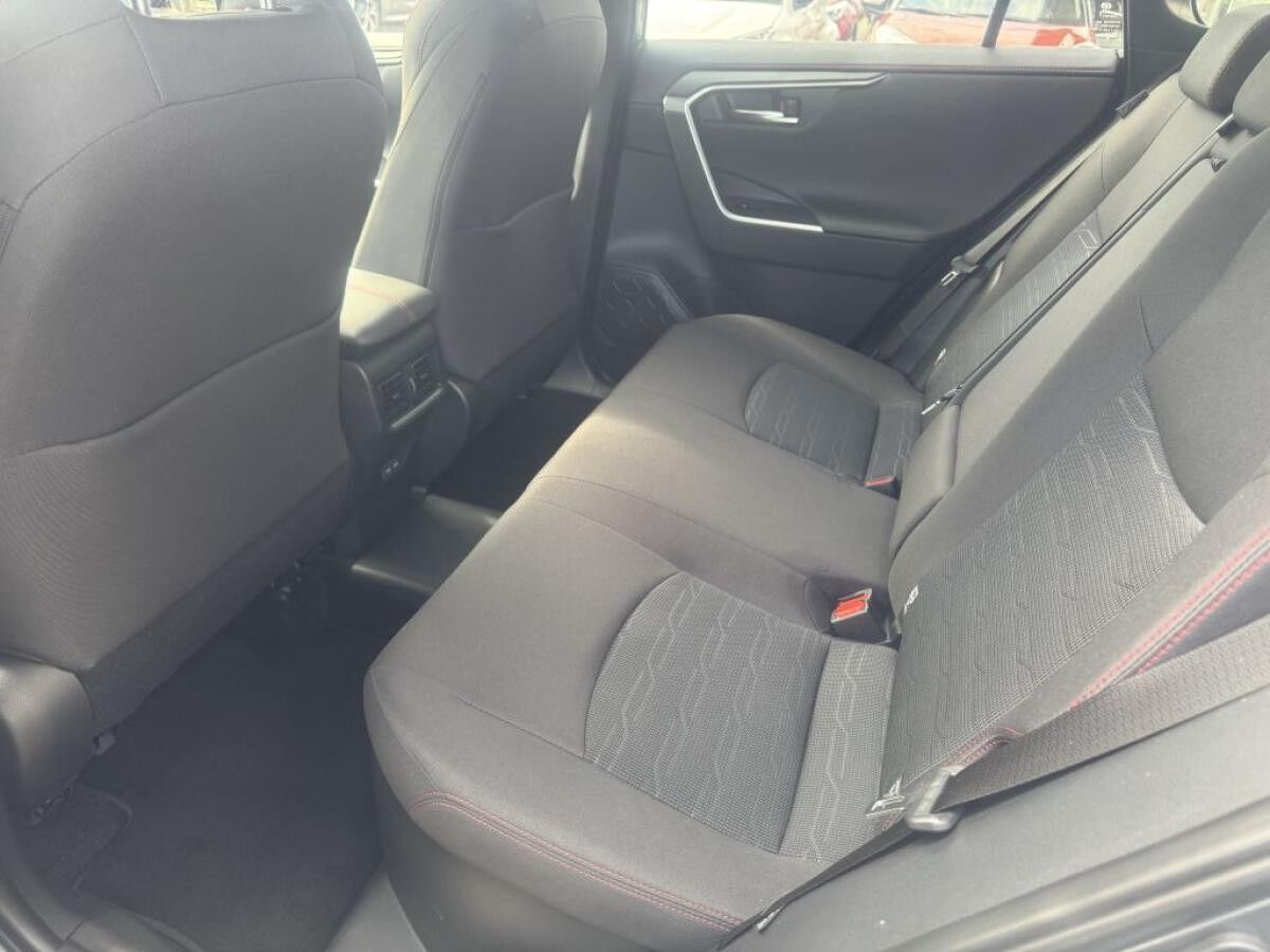 Toyota RAV 4 Plug-in-Hybrid Teamplayer, AHK