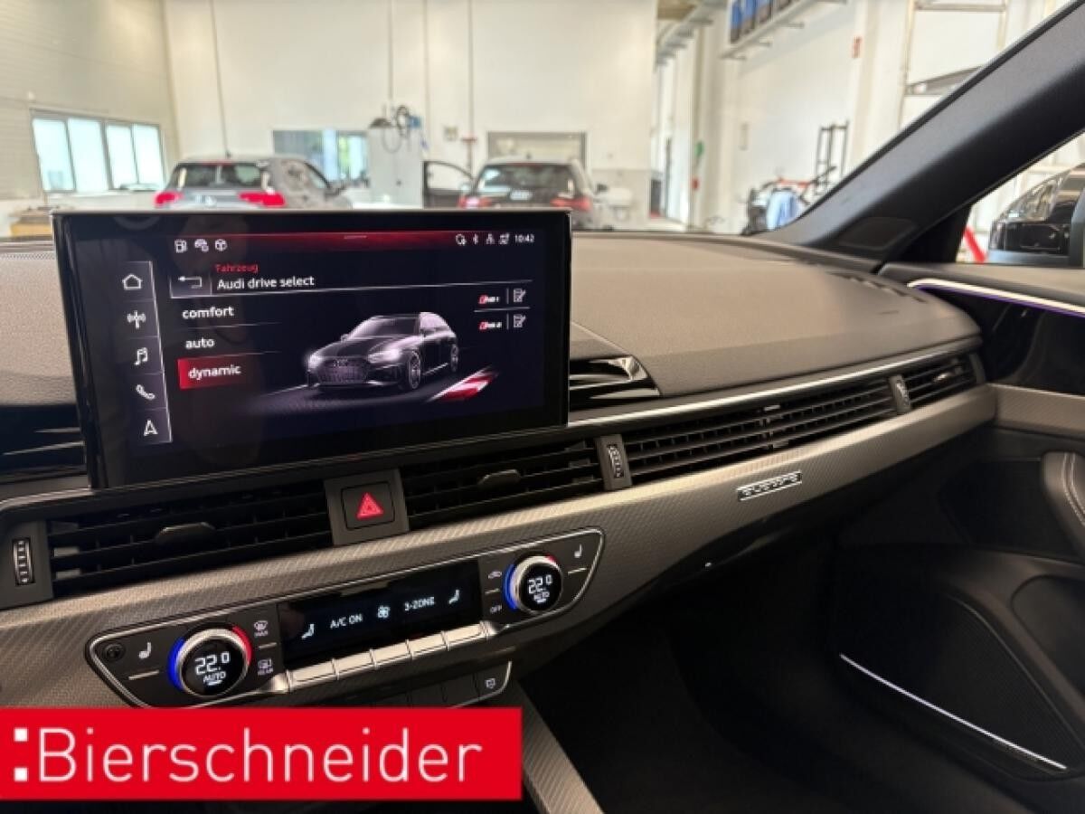 Audi RS4 Avant 280KM H MATRIX 20 S-SITZE B&O VIRTUAL ACC NAVI CONNECT DAB ASSISTENZ 5-J-GARANTIE