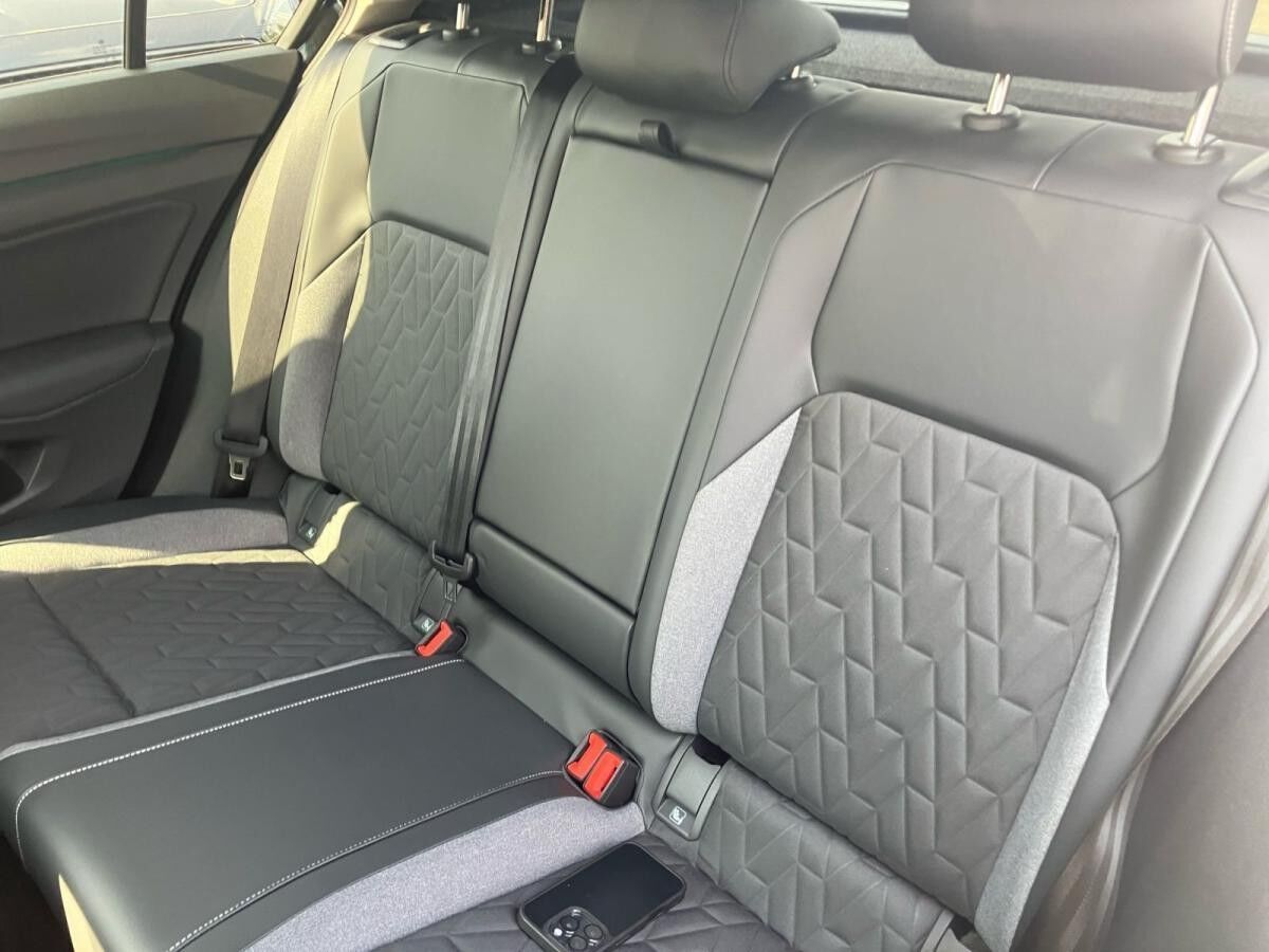 Volkswagen Golf VIII Goal 1.5 TSI DSG / LED, ACC, AHK, RFK