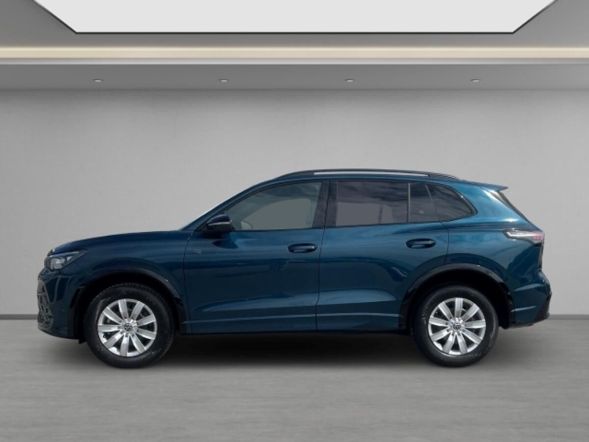 Volkswagen Tiguan 2,0 TDI R-Line 4Mot LED+ AHK Kamera Pano HuD