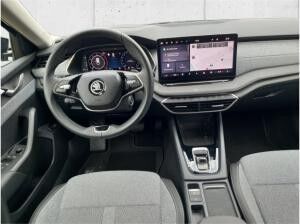 Skoda Octavia Combi Selection 2.0 TDI HUD Navi 360 Kamera LED