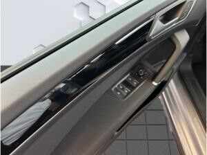 Volkswagen Touran Highline 1.5l TSI DSG StHz el.Panodach Navi