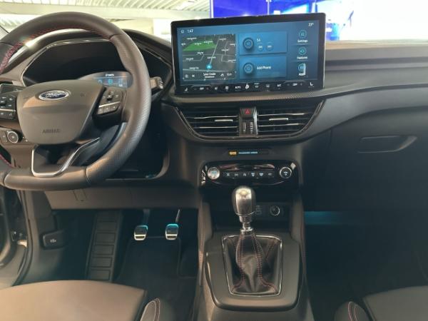 Ford Kuga ST-Line X HUD El. Panodach Navi Digitales Cockpit Soundsystem