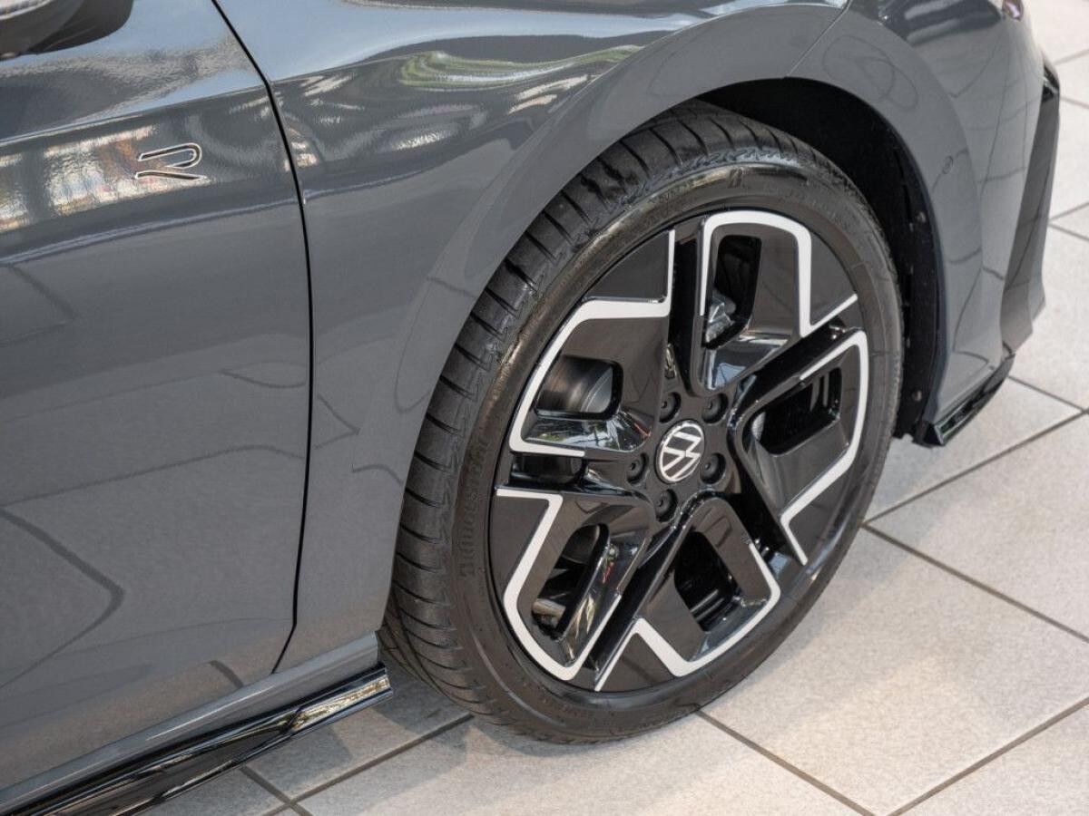 Volkswagen Golf Variant R-Line 1,5 l eTSI DSG *BIS 31.12.*🏷️