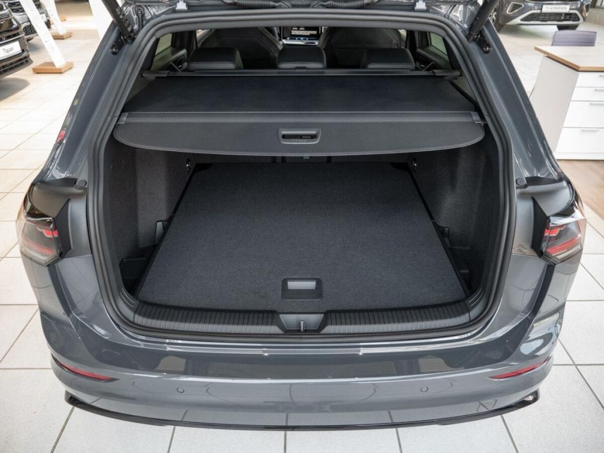 Volkswagen Golf Variant R-Line 1,5 l eTSI DSG *BIS 31.12.*🏷️