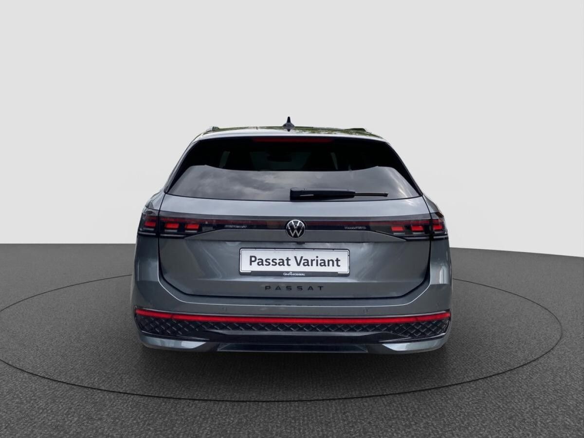 Volkswagen Passat R-Line 1.5l eHYBRID *Tageszulassung - sofort verfügbar*