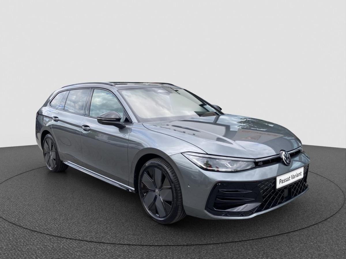 Volkswagen Passat R-Line 1.5l eHYBRID *Tageszulassung - sofort verfügbar*