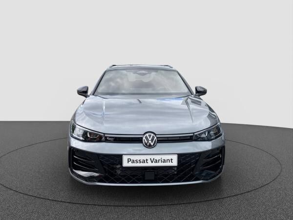 Volkswagen Passat R-Line 1.5l eHYBRID *sofort verfügbar*
