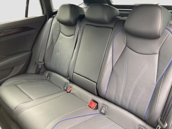 Volkswagen Passat R-Line 1.5l eHYBRID *sofort verfügbar*