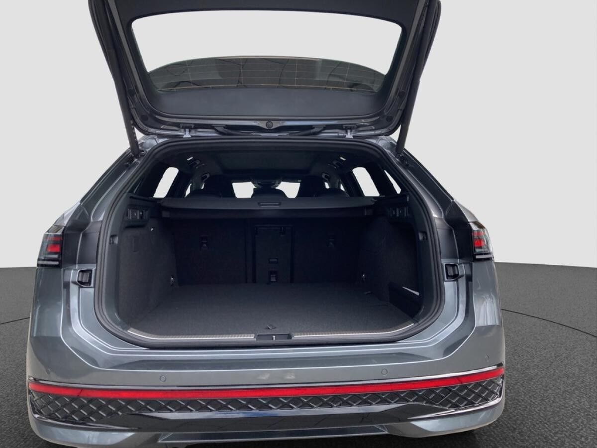 Volkswagen Passat R-Line 1.5l eHYBRID *Tageszulassung - sofort verfügbar*