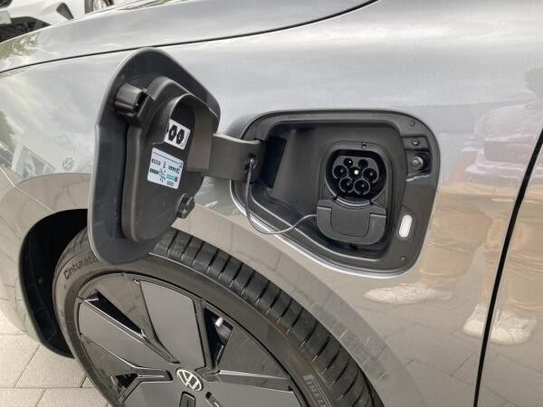Volkswagen Passat R-Line 1.5l eHYBRID *sofort verfügbar*